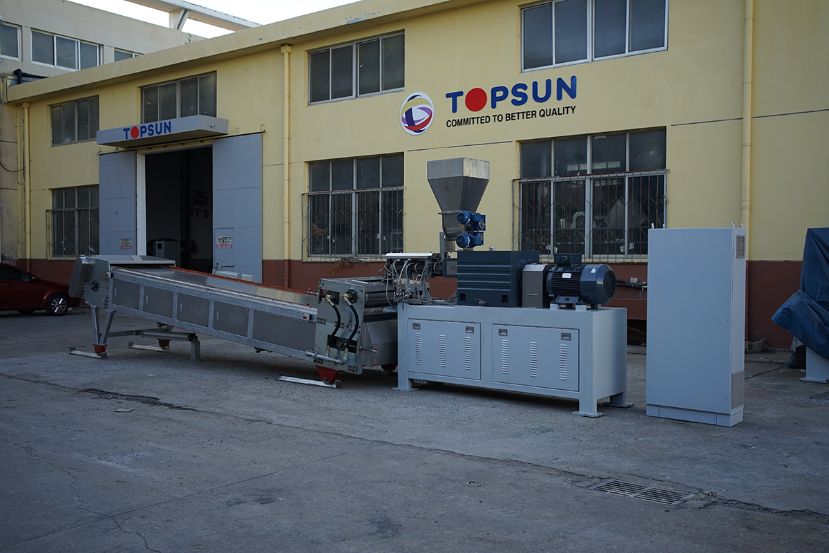 Twin Shaft Hochleistungs-Lebensmittelverarbeitungs-Doppelschneckenextruder